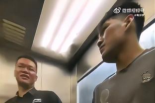 足球报回顾张源留洋经历：期间遇见戴伟浚，曾在洛里什U19任队长